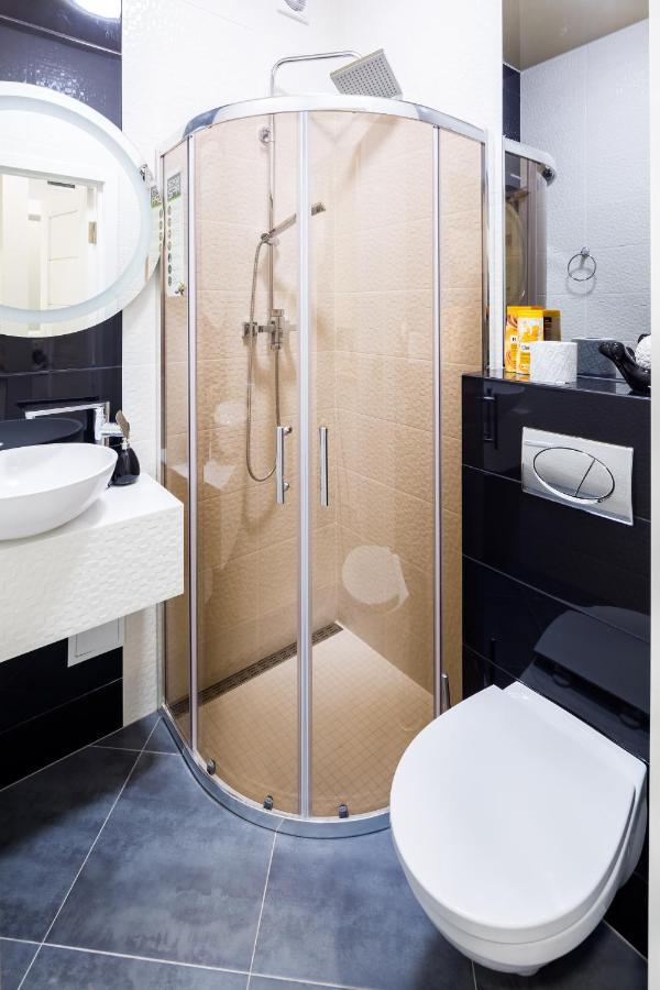 Leogrand Vip Apartments On Pidhirna 3 Λβιβ Εξωτερικό φωτογραφία
